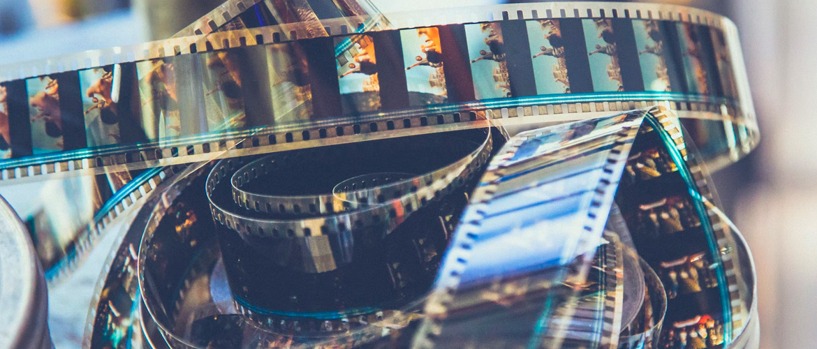 How to Review Movies Professionally as a Hobby (1)